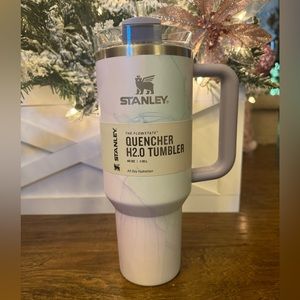 Stanley - LIMITED EDITION- Watercolor Dusk- No Flaws - 40oz
